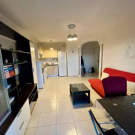 Apartment Ouest St Isidore- 2p Au Calme Nice